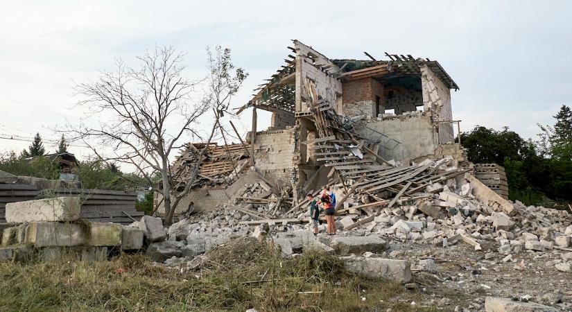 Az ukrán erők több mint száz orosz hadifoglyot ejtettek a kurszki régióban