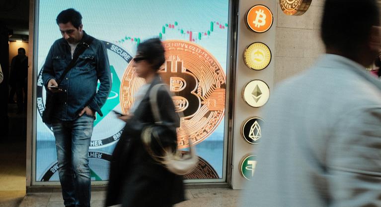 Elemző: A Bitcoin pont annyira arany, mint amennyire tulipánhagyma