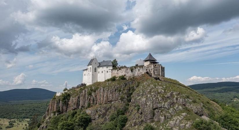 Ezt a várat is tovább építik Borsod-Abaúj-Zemplén vármegyében - képekkel