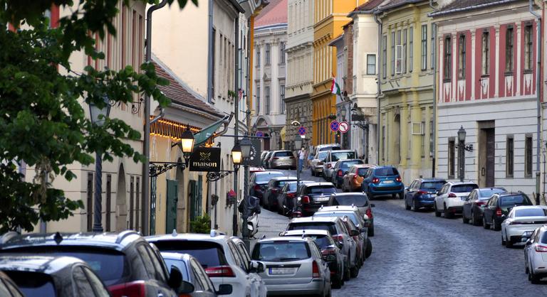 Óriási szervezetlenség és balhék a Budavári Önkormányzatnál