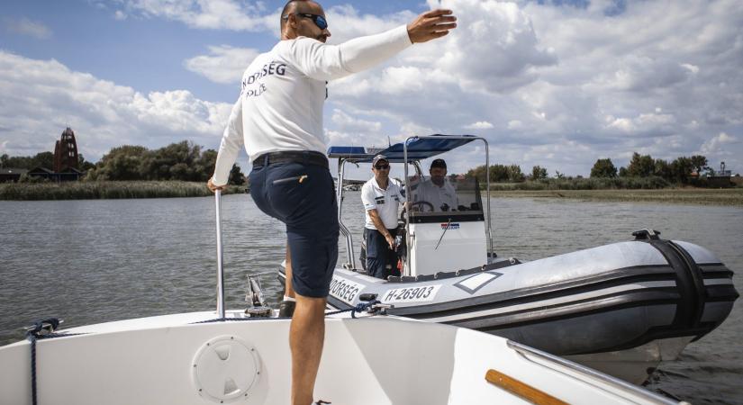 Borsodi rendőrök a tiszai akcióban