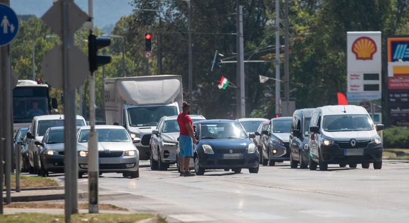 Forgalomirányítókat látsz a főúton? Ez az oka!