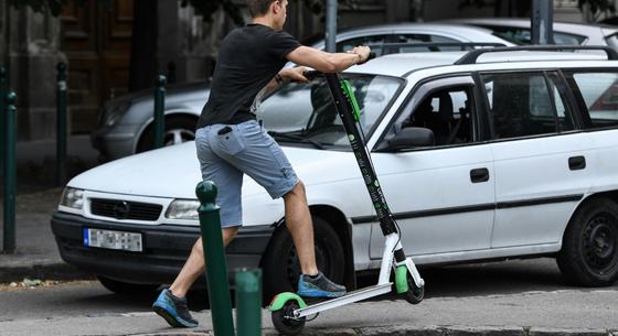 Kötelező lesz a sisak néhány esetben a bringásoknak, definiálják az elektromos roller fogalmát és nagyobb védelmet élveznek majd a gyalogosok is az új KRESZ-ben