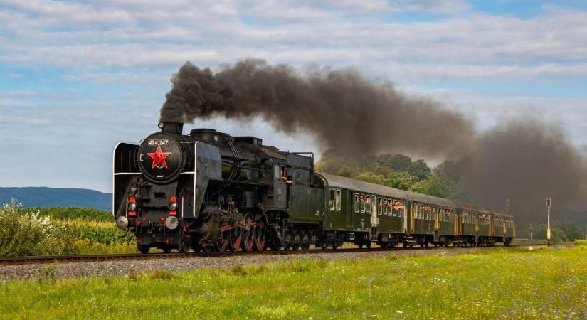 Újra a 60-as években lehetünk Hajdú-Biharban: leporolja a régi flottát a MÁV és a Volán!