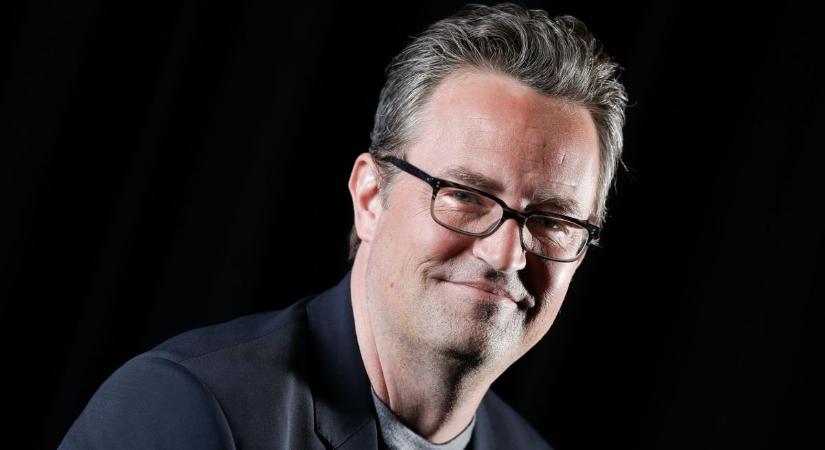 Itt a fordulat Matthew Perry halálának ügyében, több embert is letartóztattak