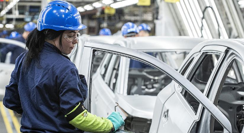 Megszólalt a Suzuki: közel félmillió autót hívnak vissza