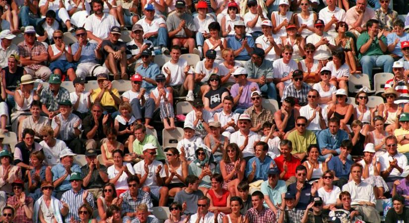 Mégsem a világ legnagyobb csajozási égését mutatta be a US Open lelátóján készült videó