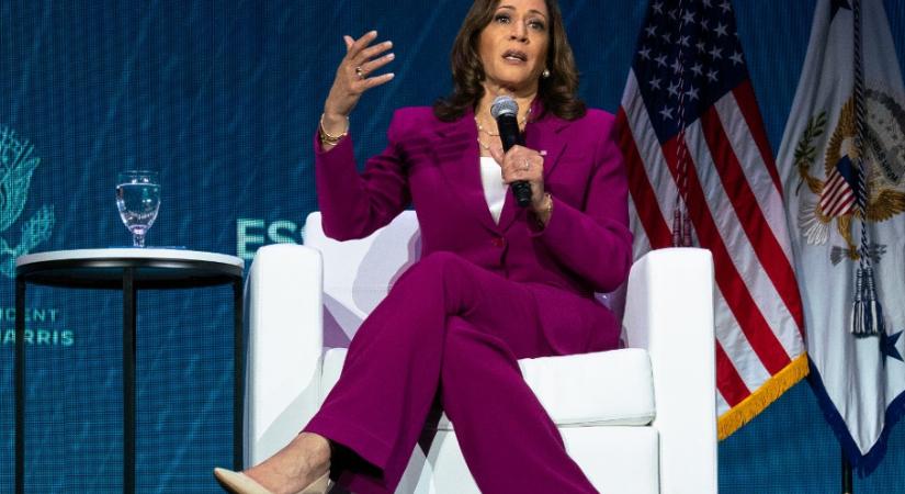 Kamala Harris nappalija ettől a színtől annyira elegáns