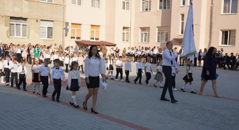 Száztízzel nőtt a diákok száma a tavalyi évhez képest a Bethlen-líceumban