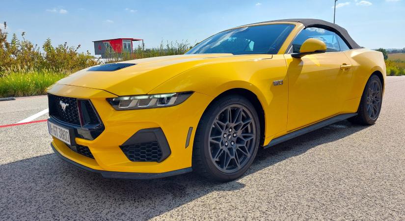 Vadlovakkal vágtató – új Ford Mustang menetpróba!