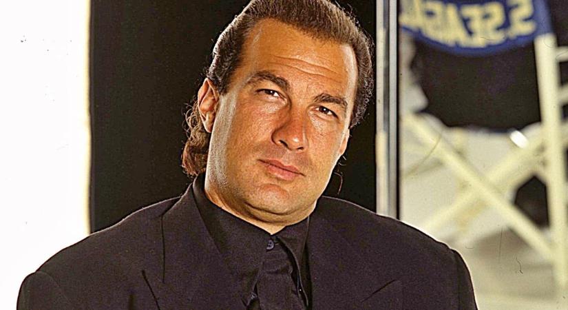 Nagy bajba kerülhet Steven Seagal – Szörnyű dolgot tett egy nővel forgatás közben