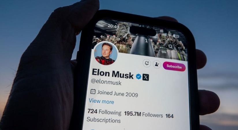 Ha Musk nem változtat, óriási pénzektől eshet el