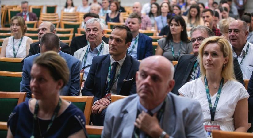 Nagyszabású orvosi konferencia kezdődött Debrecenben