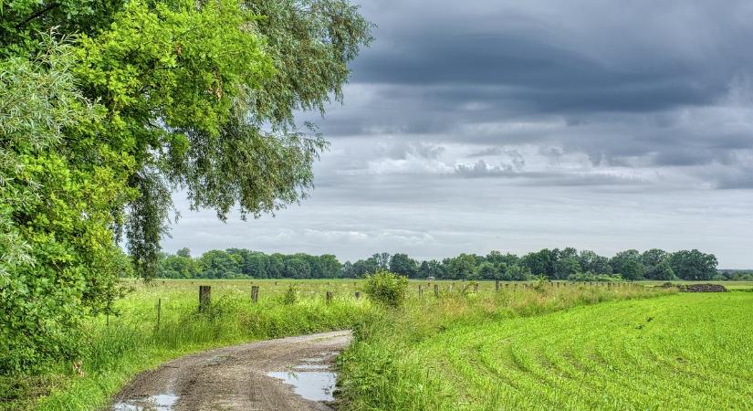 Végre érkezik a csapadék, errefelé holnap már esni fog