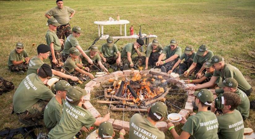 Szeptembertől már 141 középiskolában oktatják a Honvédelem tantárgyat