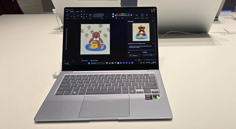 Exkluzív AI funkciókkal megtámogatott ARM laptoppal támad a Samsung