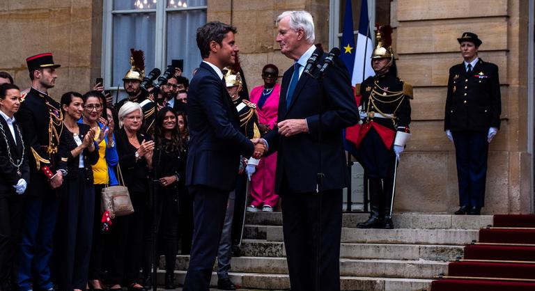 A francia parlament forrong Emmanuel Macron döntése miatt