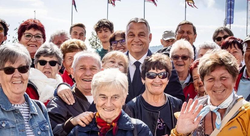 A minisztérium szerint álhír, hogy év végén indul az Orbán-kormány választási osztogatása