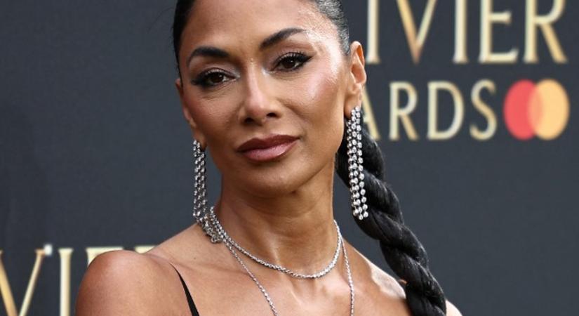 A 46 éves Nicole Scherzinger bikiniben mutatta meg a tökéletes alakját