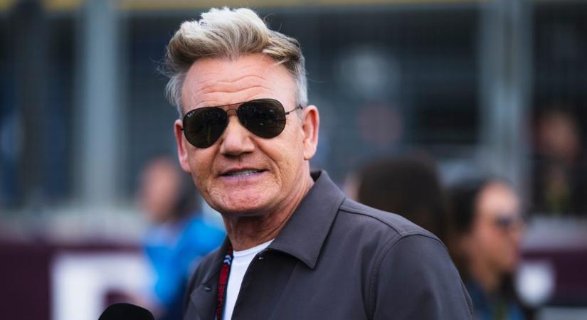 Dolgok, amikre nem számítottunk: Gordon Ramsay félmeztelenül pózolt egy újságnak