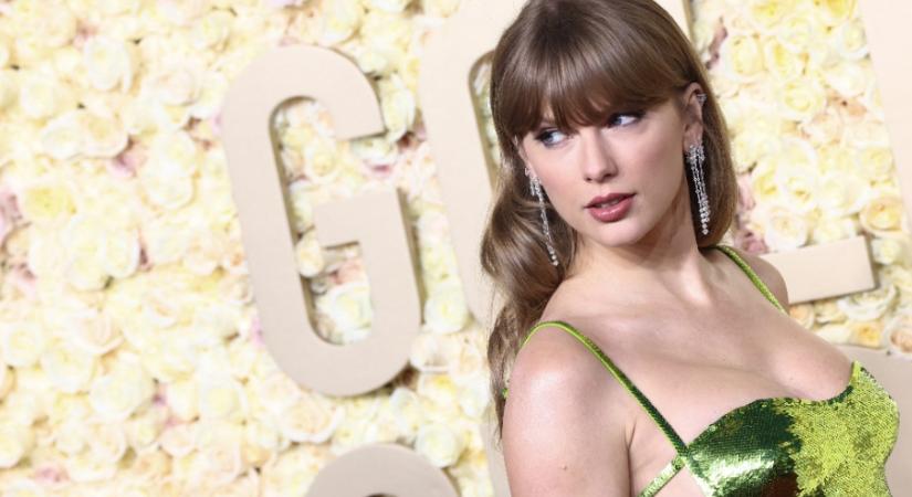 Taylor Swift farmer szettjét akarja mindenki, az év legnagyobb trendjét viselte