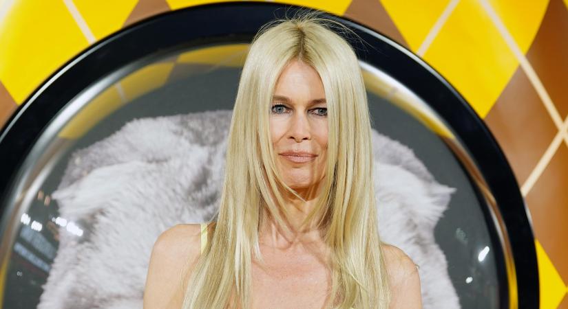 Elképesztő a hasonlóság! Claudia Schiffer lánya szinte kiköpött mása híres édesanyjának