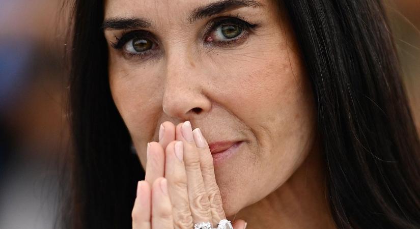 Miskolc mozitermeiben találkozik a szerfüggő Demi Moore és a Dallasból ismert Patric Duffy, a megnyitón Káel Csaba a mozi erejéről beszélt