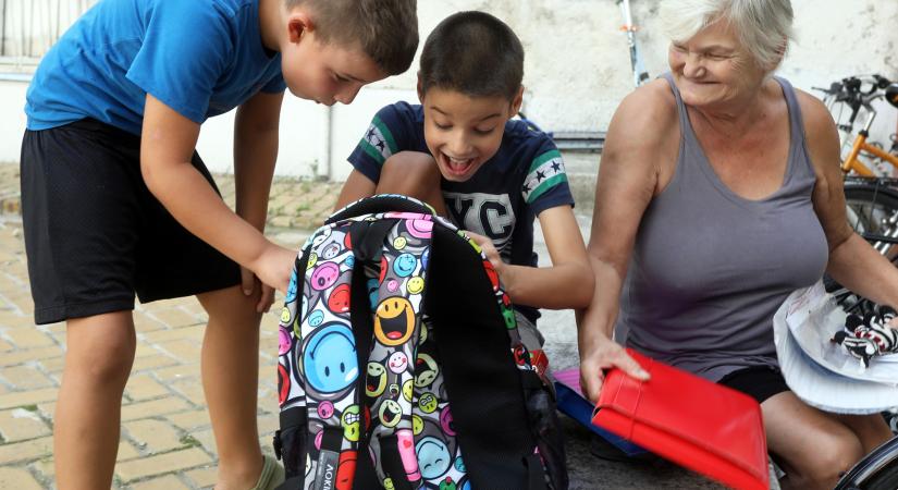 1500 gyermek tanévkezdésének támogatására hív a Mosoly Táska akció