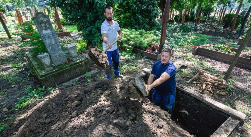 Megvédték címüket a hajdúböszörményi sírásók