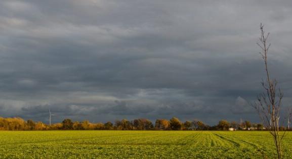 Hullámzó frontrendszer zárja le a rekord hosszúra nyúló hőséget