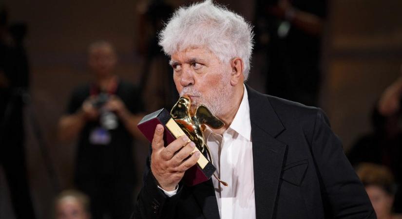 Pedro Almodóvar filmje kapta a fődíjat Velencében