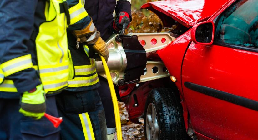 Két halálos motorbaleset történt vasárnap