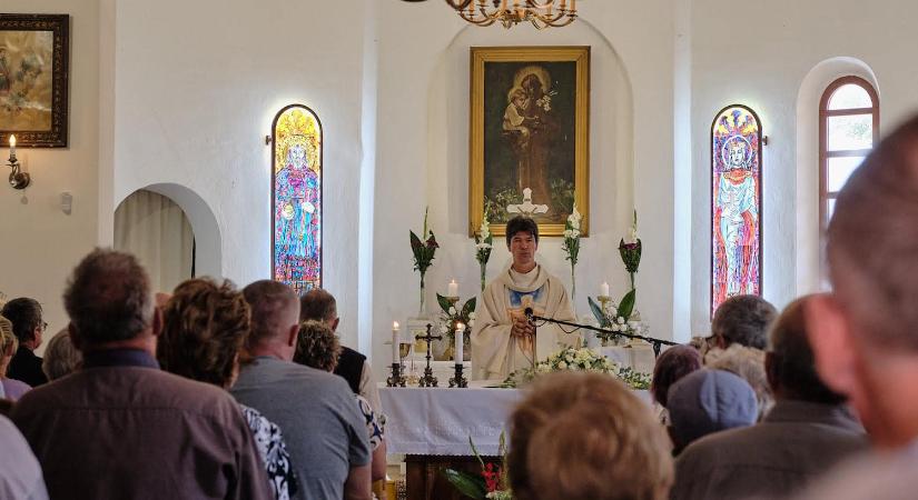 Templombúcsút tartottak Makó-Bogárzóban