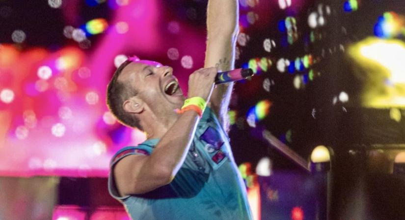 TINI-verzióval állt elő a Coldplay