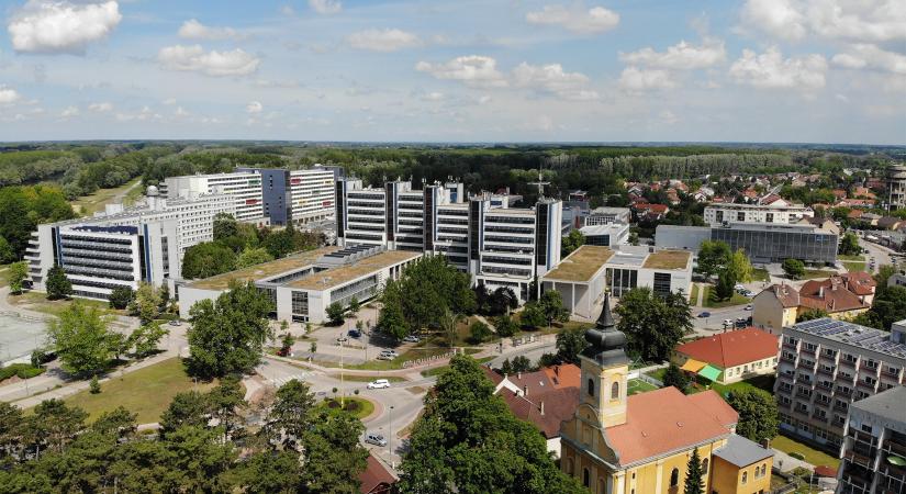 Határidő közeleg: kettős képzésekre jelentkezhetnek a győri egyetem hallgatói!