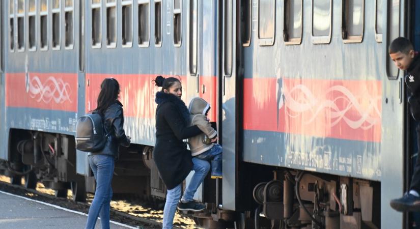 Hiába Lázár János vasökle, a MÁV újabb csúfos eredményt ért el