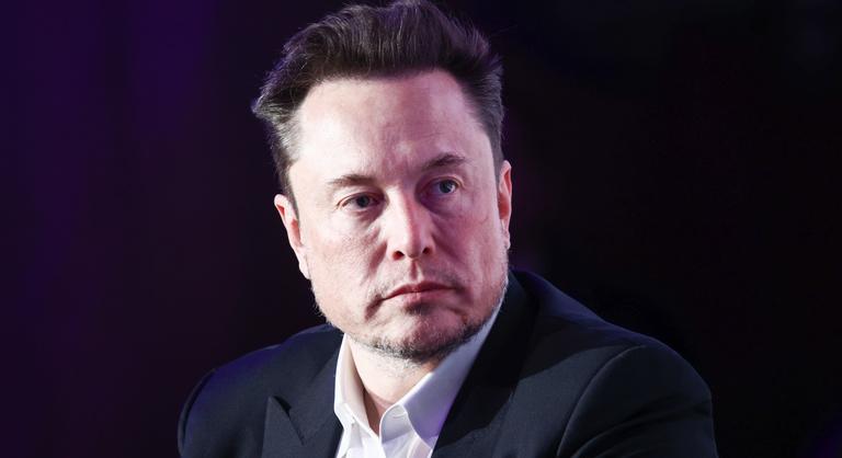 Elon Musk: A SpaceX két év múlva indítja első legénység nélküli űrhajóját a Marsra