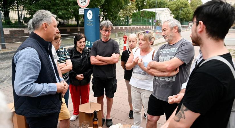 Lázár János felkereste a Pázmány Campus helyszínét