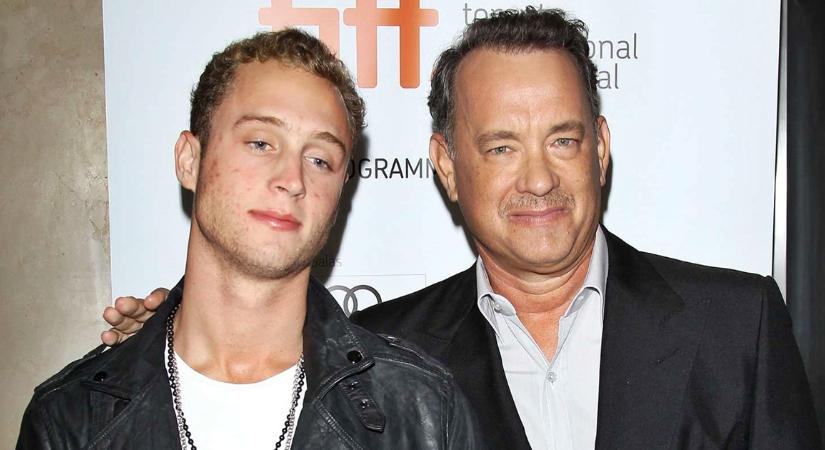 Megtéréséről mesélt Tom Hanks fia: „Isten keze érintett meg”