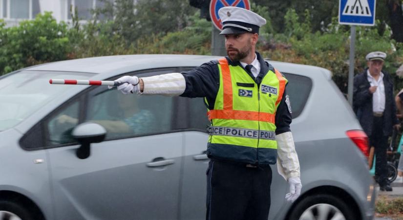 Nem baleset miatt irányították a forgalmat – fotókkal, videóval