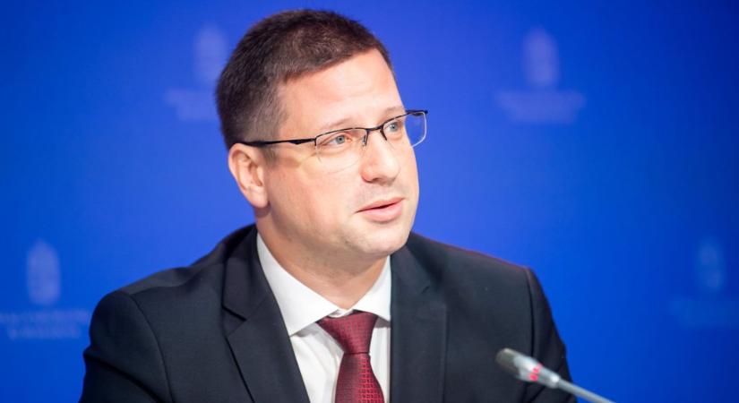 Gulyás Gergely: a schengeni külső határokat meg kell védeni