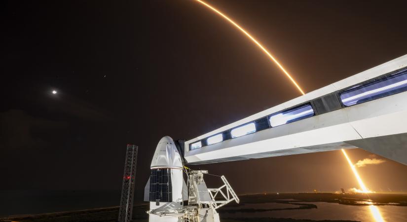 Hétfőre halasztották a SpaceX történelmi Polaris Dawn küldetését