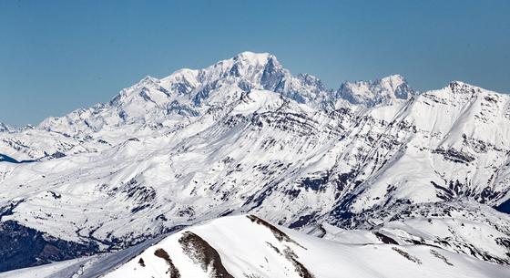 Megtalálták a néhány napja eltűnt hegymászók holttestét a Mont Blanc-on