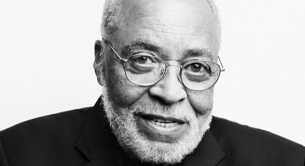 Elhunyt James Earl Jones