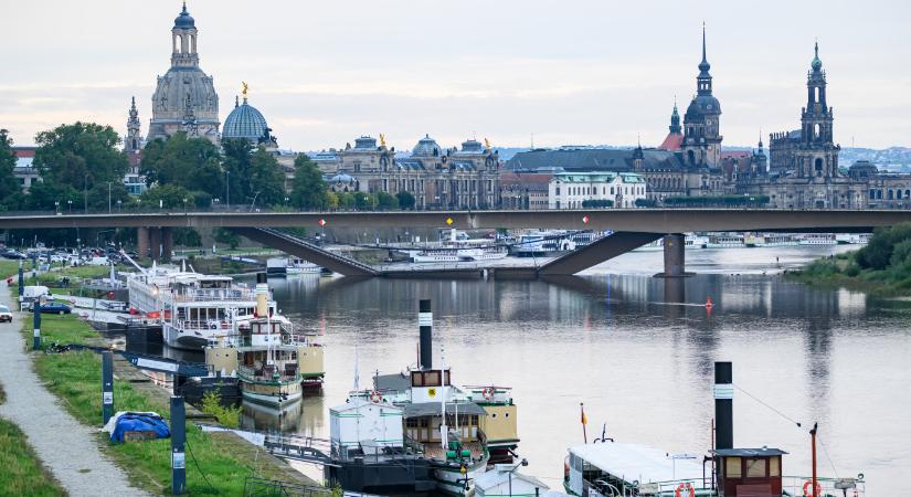 Beszakadt az egyik drezdai híd