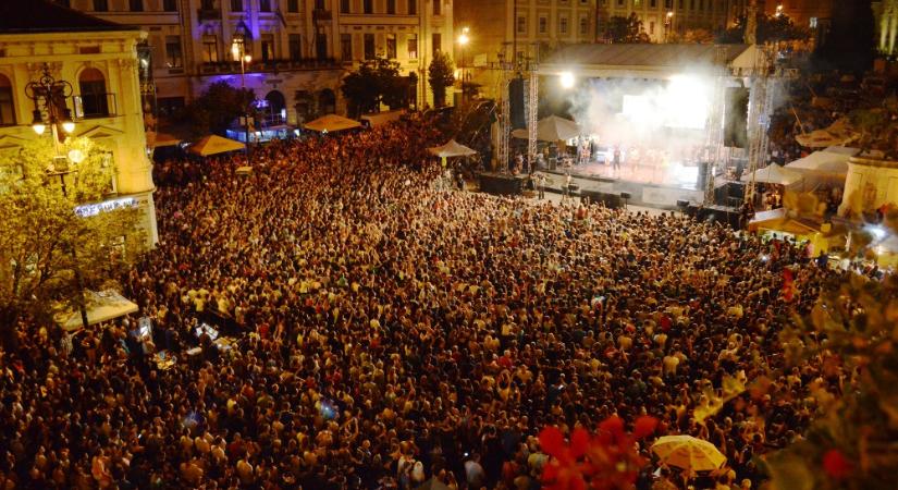 Koncertekkel és széles gaszto-kínálattal jön a Pécsi Napok