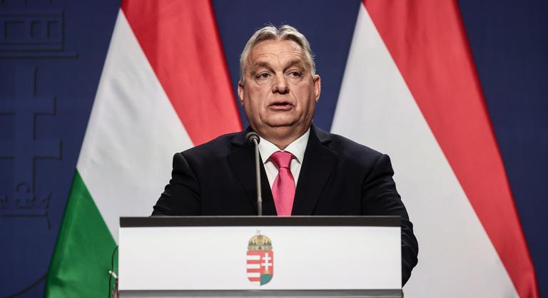 Orbán Viktor Olaf Scholznak: Üdv a klubban