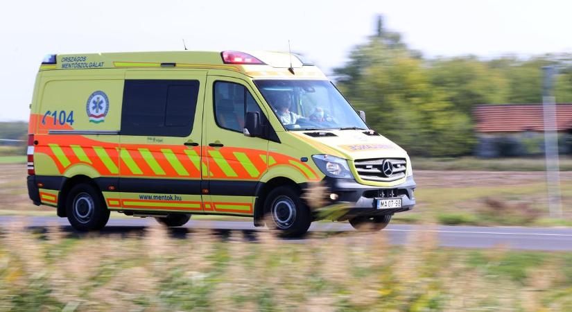 Szörnyű buszbaleset történt Somogyban: két ember szörnyethalt – fotók a helyszínről