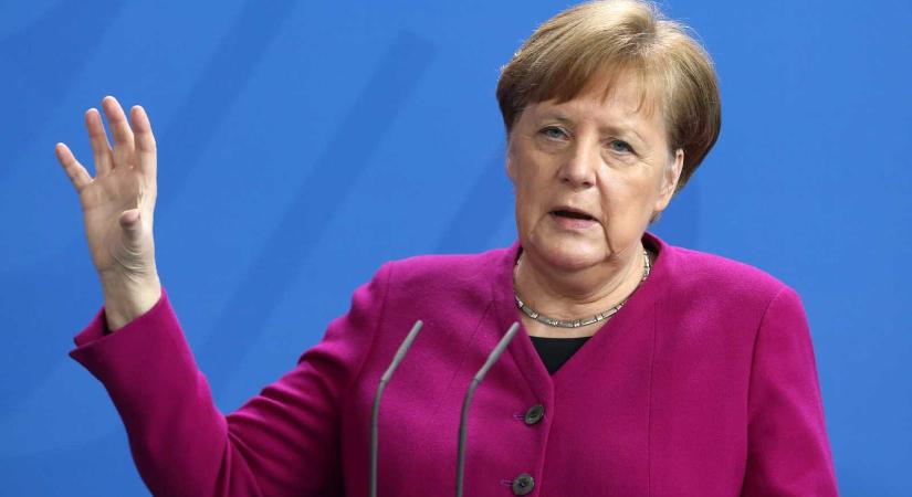 Seehofer: Merkel elhibázott migrációs politikája miatt nyert teret az AfD