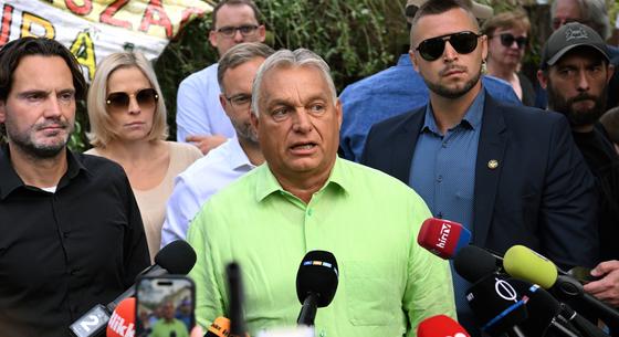 A pár hónapja Putyinhoz rohanó Orbán szerint az a Fidesz nagy előnye, hogy ők nem szaladnak Moszkvába